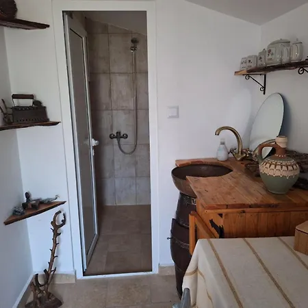 Ecopark Sadzhaka Kamp alanı *
