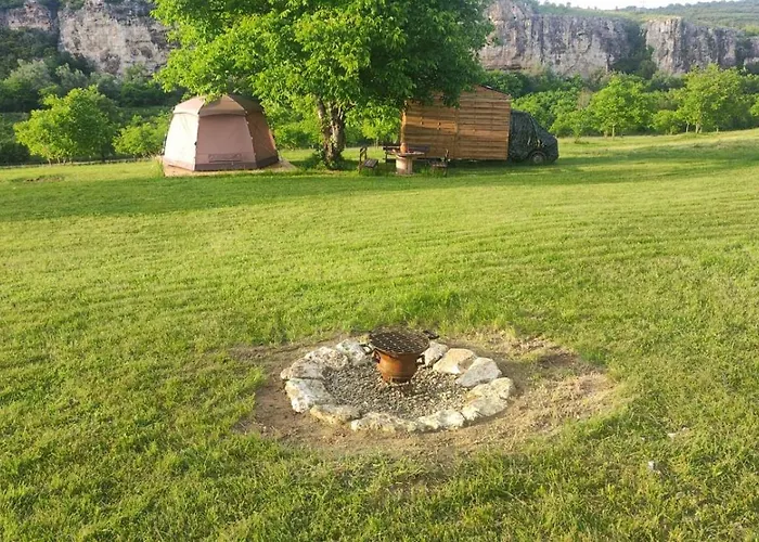 Ecopark Sadzhaka Krasen